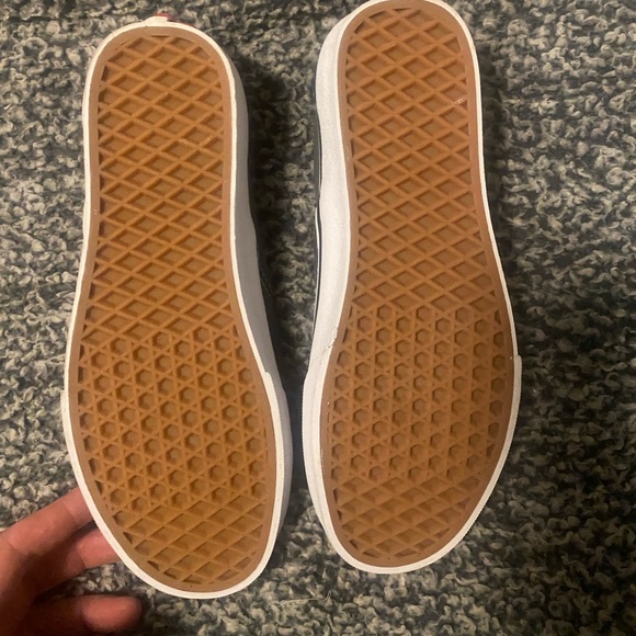 Vans Men’s Size 8 Aqua colored Slip Ons in excellent condition! - Picture 2 of 8